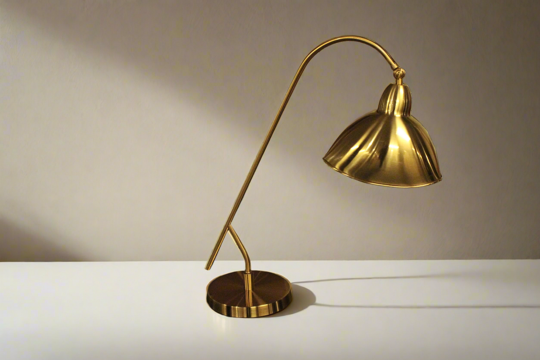 HOVLAND DESK LAMP NOLDEN BROTHERS WOODEN