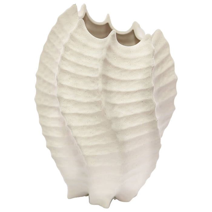 SHELL VASE 24CM CREAM TRANS NATAL CUT GLASS