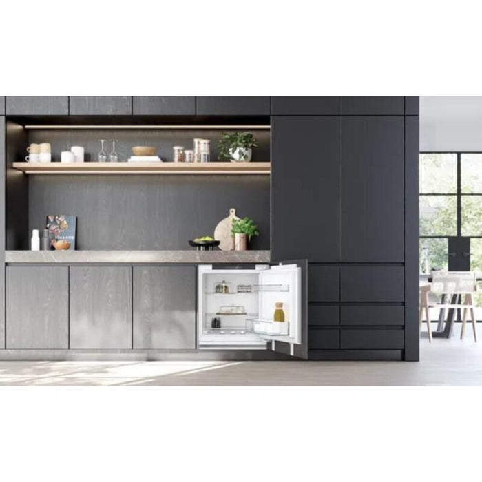 SIEMENS IQ300 134L BUILT-IN FRIDGE FLAT HINGE BSH HOME APPLIANCES