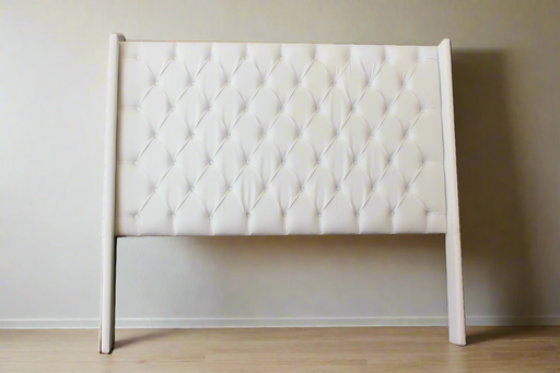 183CM MONICA DEBUTTONED HB WITH SIDE PANELS LINEAR CLASSICA