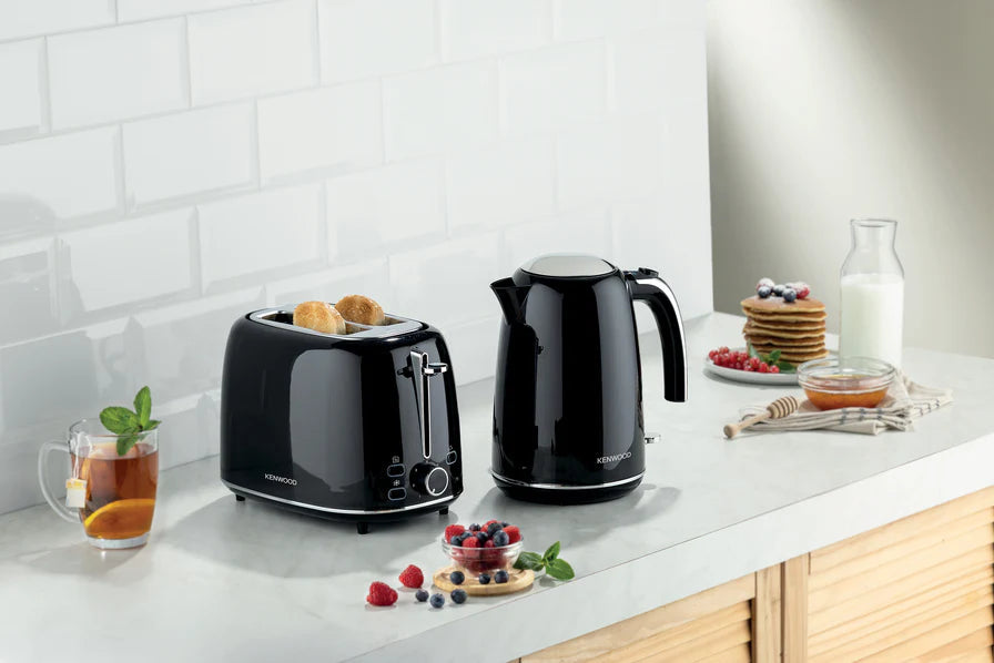 KENWOOD 1.7L ETERNA PLASTIC ELECTRIC KETTLE - GLOSSY BLACK KENW