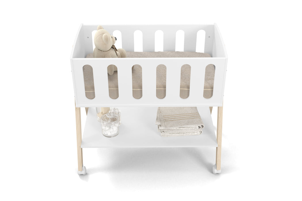 LIV MINI CRIB ON CASTERS WHITE/NATURAL MATI