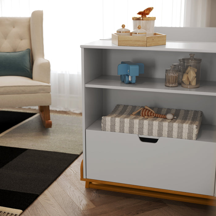 MAX MULTIFUNCTIONAL CRIB WITH SOLID WOOD LEGS WHITE/ECO WOOD MATI