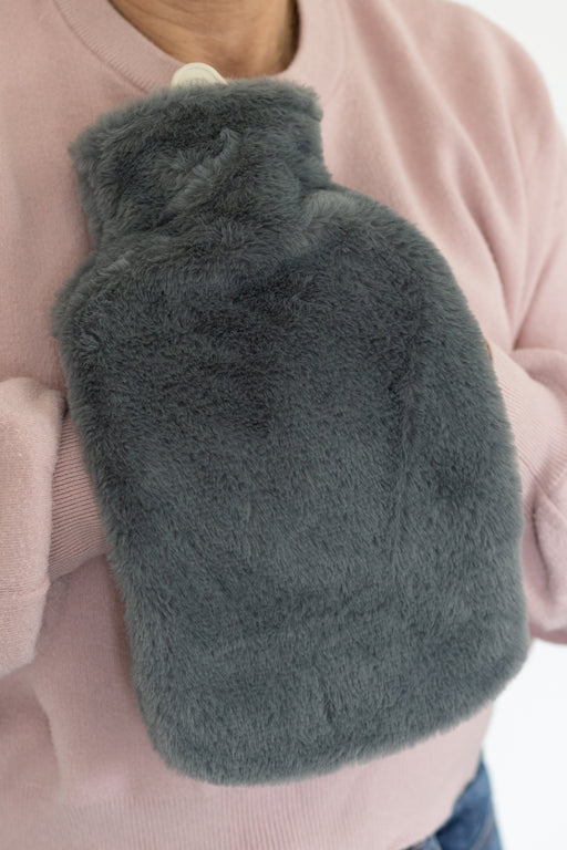 HOME CLASSIX HOT WATER BOTTLE WITH POCKETS 2L AWG TRADING (PTY) LTD