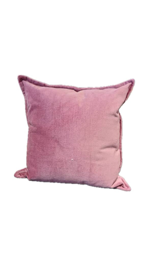 Scatter cushioin in a dusty pink fabric 60x60cm