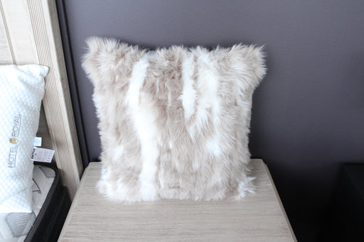 DECO CUSHIONS JENOVIC INVESTMENTS CC