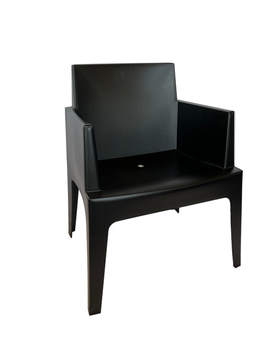 BOX ARMCHAIR BLACK CHA231 CHAC