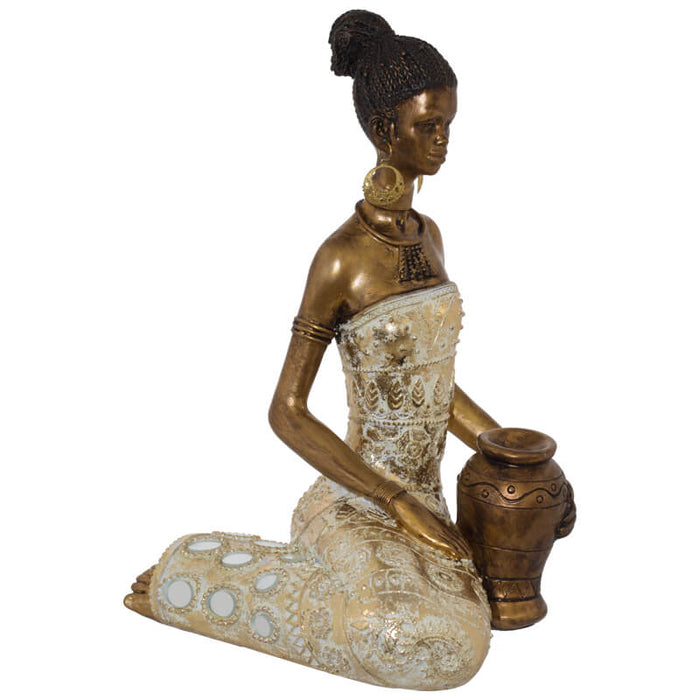 MFUNTE LADY SITTING WITH POT 26CM TRANS NATAL CUT GLASS